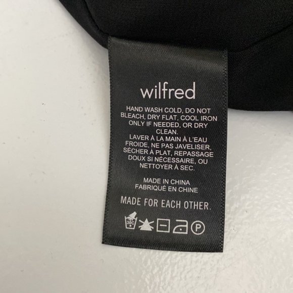 ❗️SOLD❗️Aritzia Wilfred Black Pursuit Mini Skirt Size 8 - Picture 10 of 11